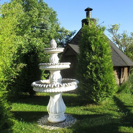 Отель Behrs Hof Scharmbeck Экстерьер фото