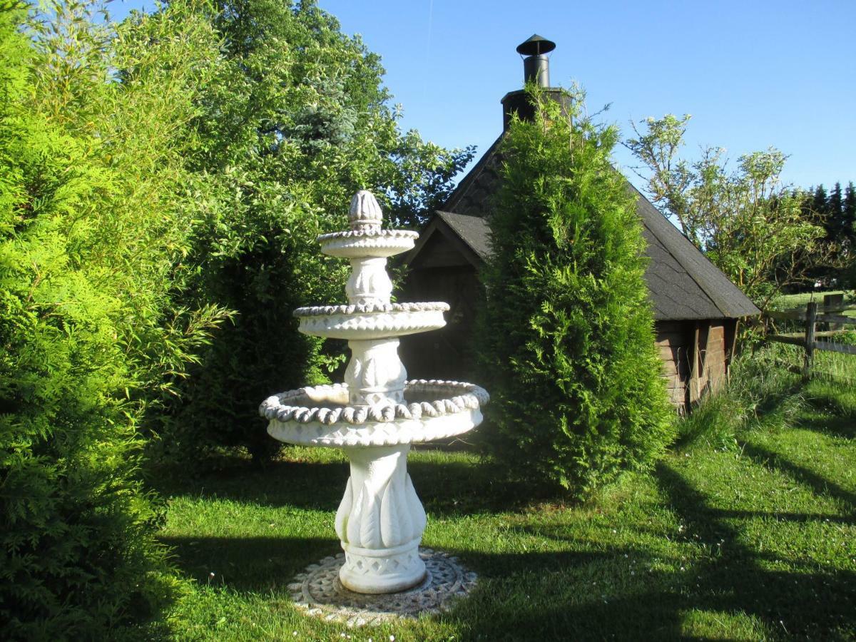 Отель Behrs Hof Scharmbeck Экстерьер фото
